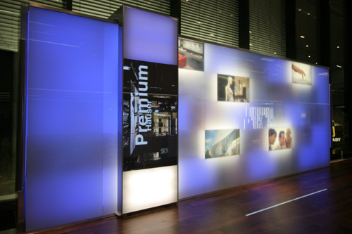 2006, Karstadt Hauptverwaltung<br>Lieferung und Programmierung interaktiver Exponate